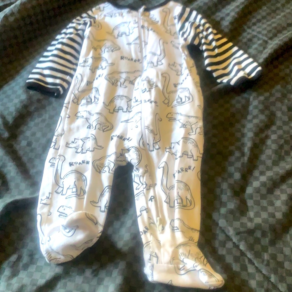 3-6 Months Dinosaur Feety Pajamas!